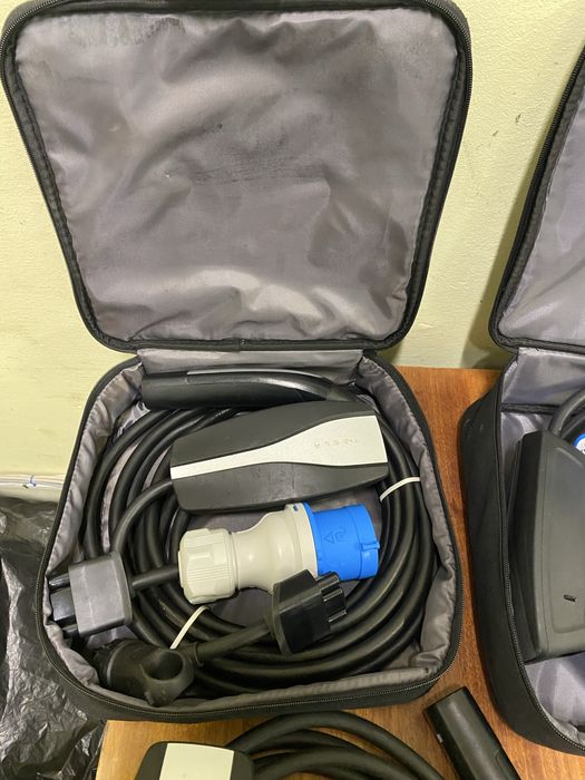 Зарядка Тесла Tesla gen2 gen3 gen1 USA 16-32a Nacs оригінал Гарантія