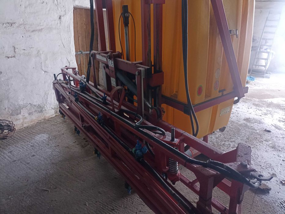 Sprzedam Opryskiwacz zawieszany