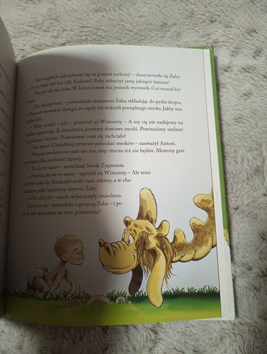 Sceny z życia smoków