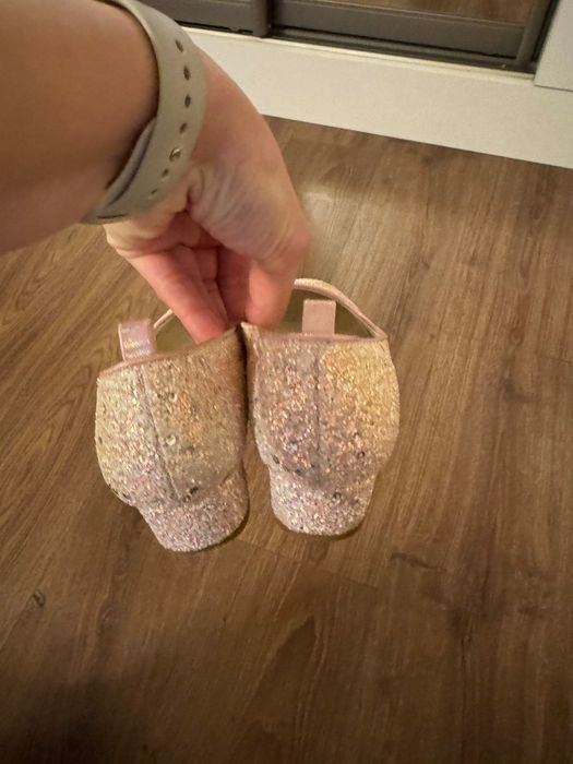 Туфлі святкові на дівчинку, р. 28-29