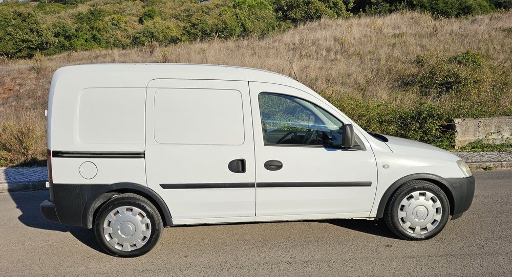Opel Combo 1.7CDTI 100cv de 2010