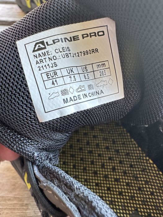 Кросівки Alpine Pro  41 розмір