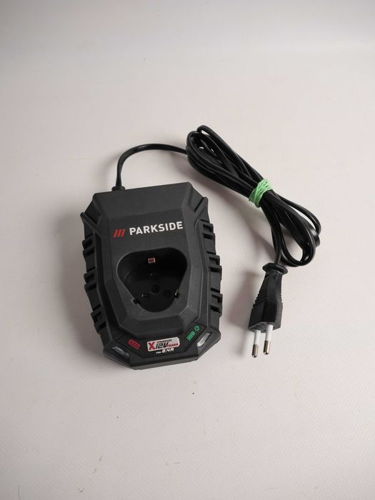 Зарядний пристрій для електроінструменту Parkside PLGK 12 A3 12V 2.4А