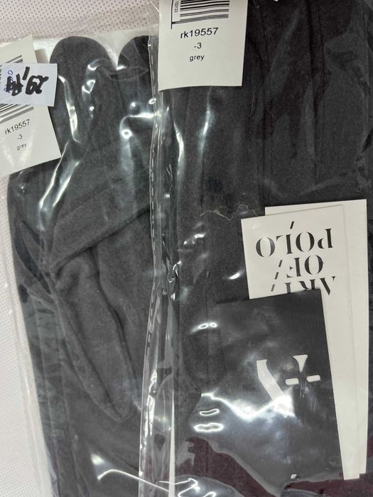 Rękawiczki ponad 40 par- mix po likwidacji sklepu