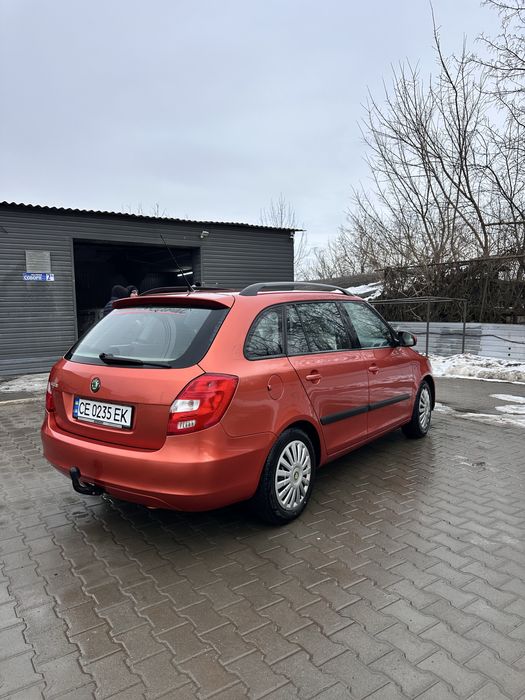 Шкода фабія 1.4 2009 рік