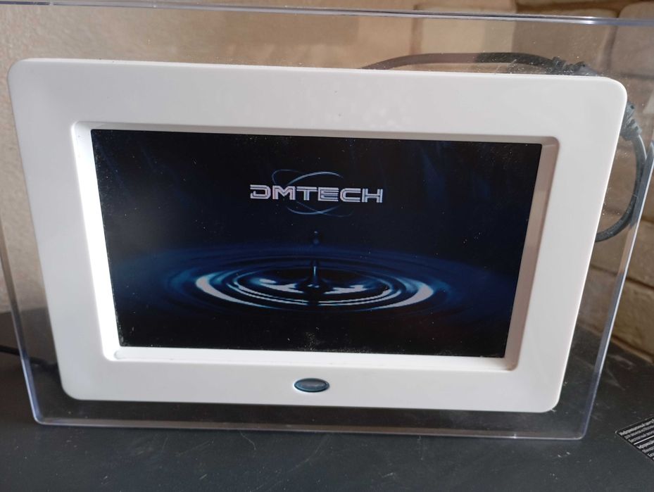 Продам фоторамку DMTECH цифровую
