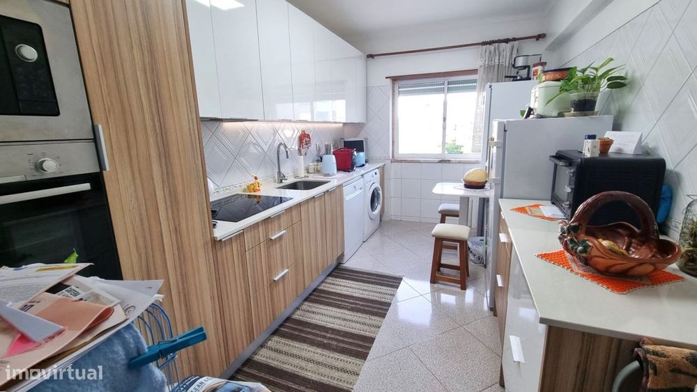 LARANJEIRO CENTRO - Apartamento T1 cozinha independente