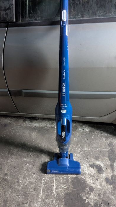 Продам акумуляторний пилосос Bosch