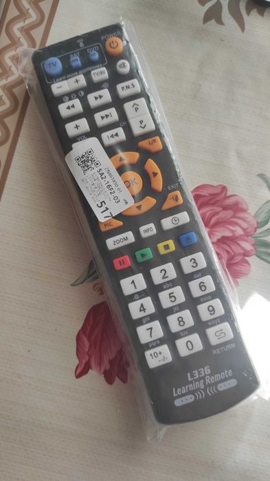 Пульт як SONY RM-S702