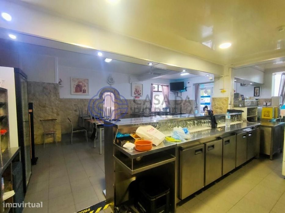 Espaço Comercial / Restaurante Com Clientela Regular
