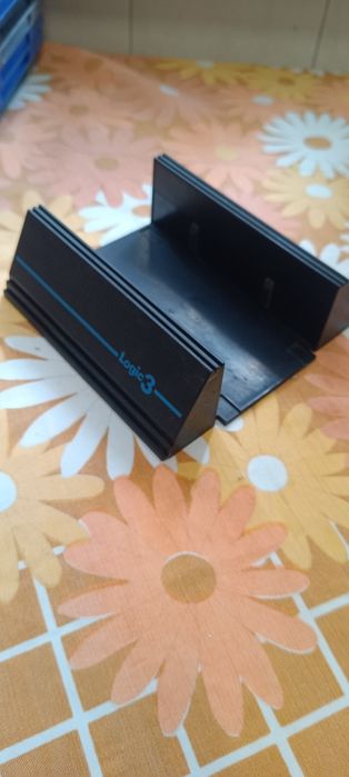 Jogos PS2 + adaptador para colocar PS2 em pé  + discos para jogos piratas