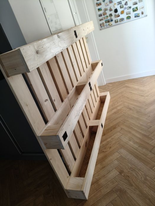 Solidna drewniana konstrukcja paleta drewno stelaż łóżko