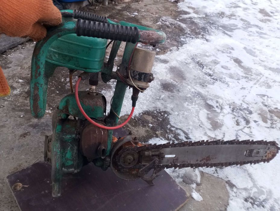 Бензопила дружба.