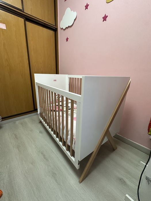Berço novo impecável