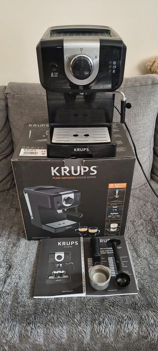 Ekspres kolbowy KRUPS 15 bar stan bdb komplet mało używany