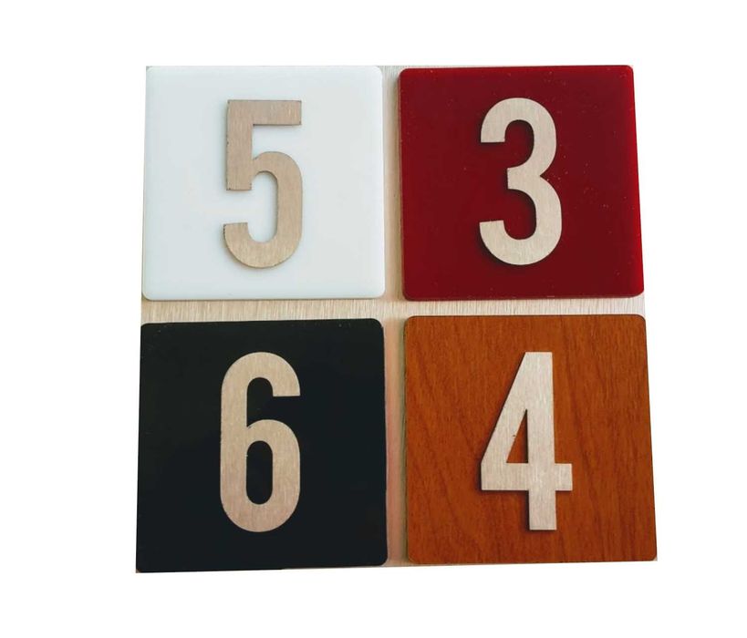 Numer na drzwi tabliczka numerem ze stali nierdzewnej