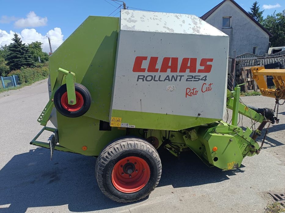 Prasa Claas Rollant 254