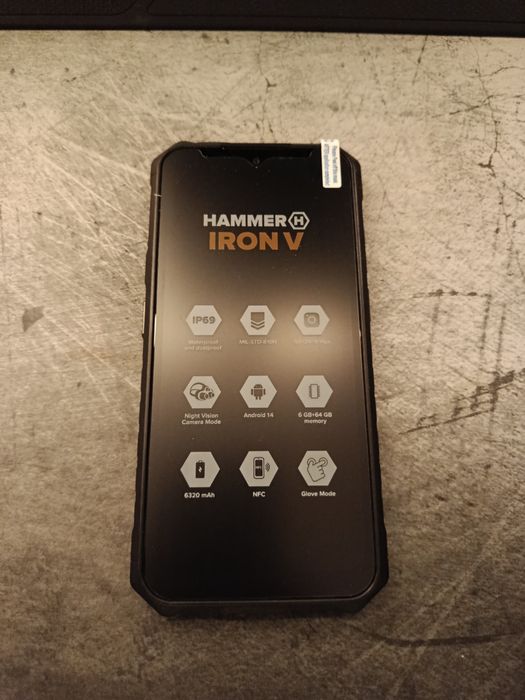 Smartfon Hammer Iron V