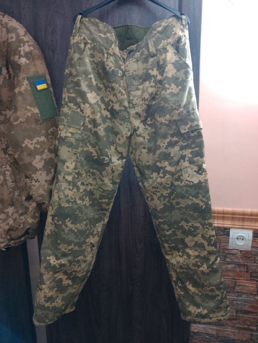 Продам зимовий костюм піксель