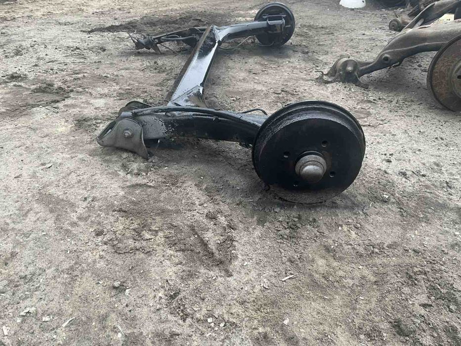 Балка рама задня взборі Гольф 2 Джетта 2 Поло 2