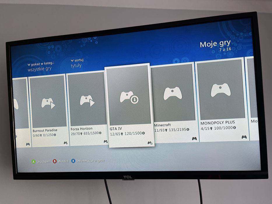 Xbox 360 e + 1 gra