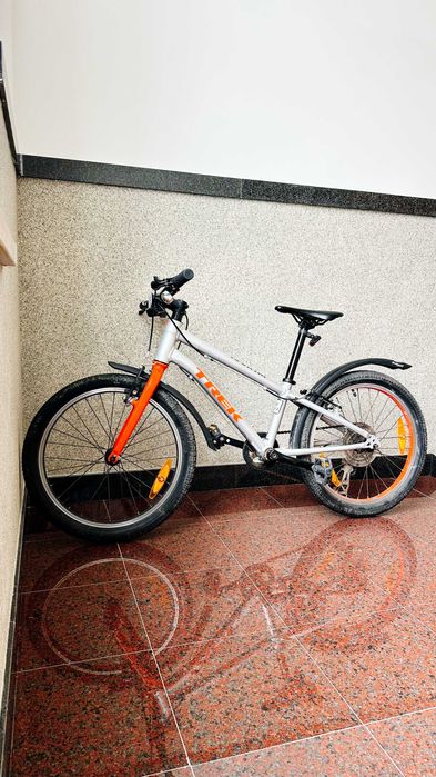 Bicicleta de Criança Trek Wahoo 20 - Roda 20" - Quadro Leve em Alumínio