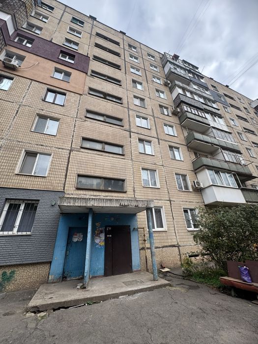 Продам Трехкомнатную квартиру на Юбилейной ул.Содружества.