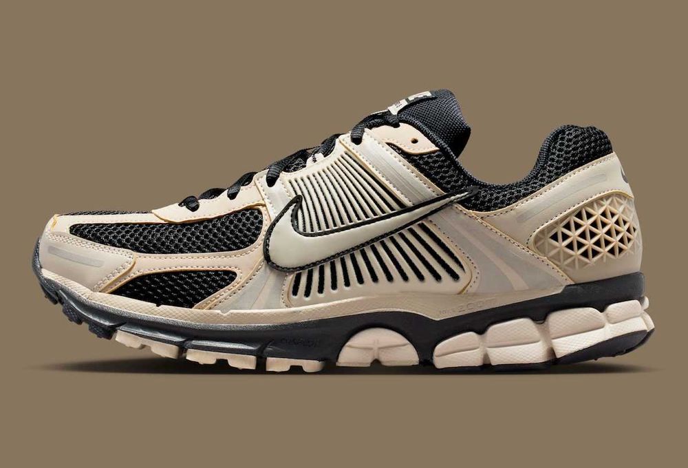 Оригінал ! Кросівки Nike ZOOM VOMERO 5 FJ4151-008 US 9; US 9.5; US 10.5