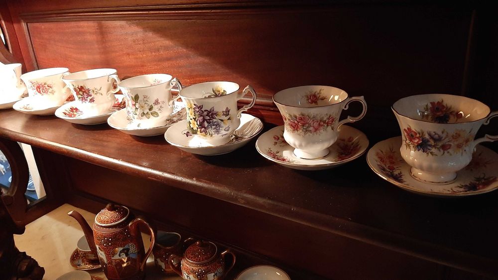 Conjunto de chávenas inglesas