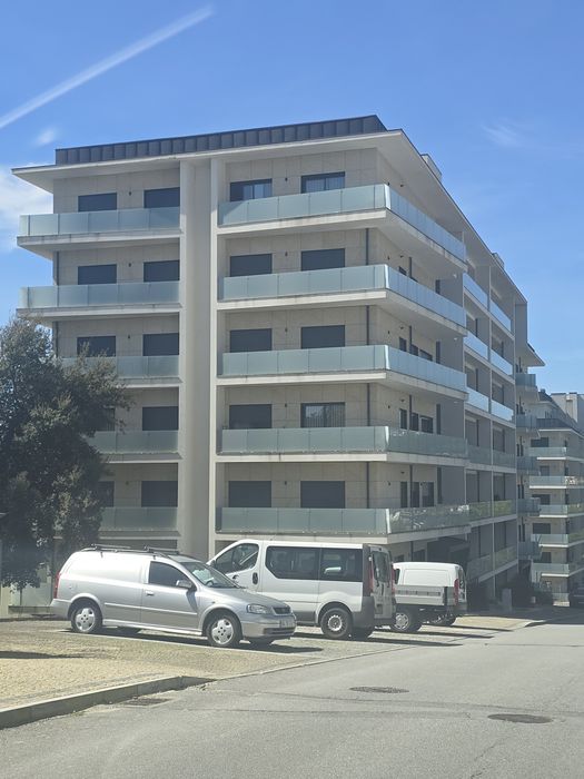 Apartamento T2 - Parque Cidade Paredes