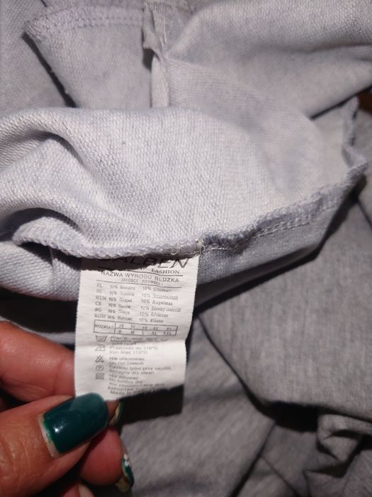 Bluza szara kangurek