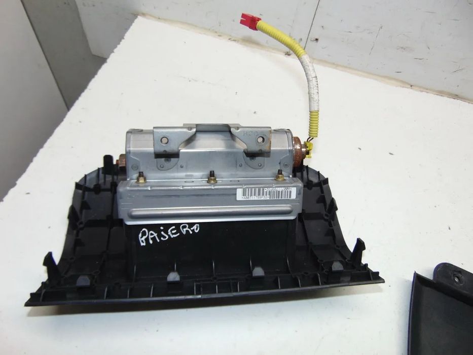 Mitsubishi Pajero palas roda/airbag