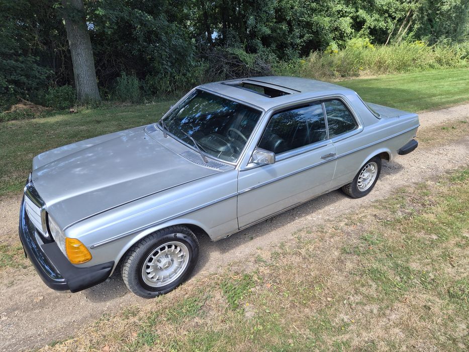 W123 Coupe 2.8 C123