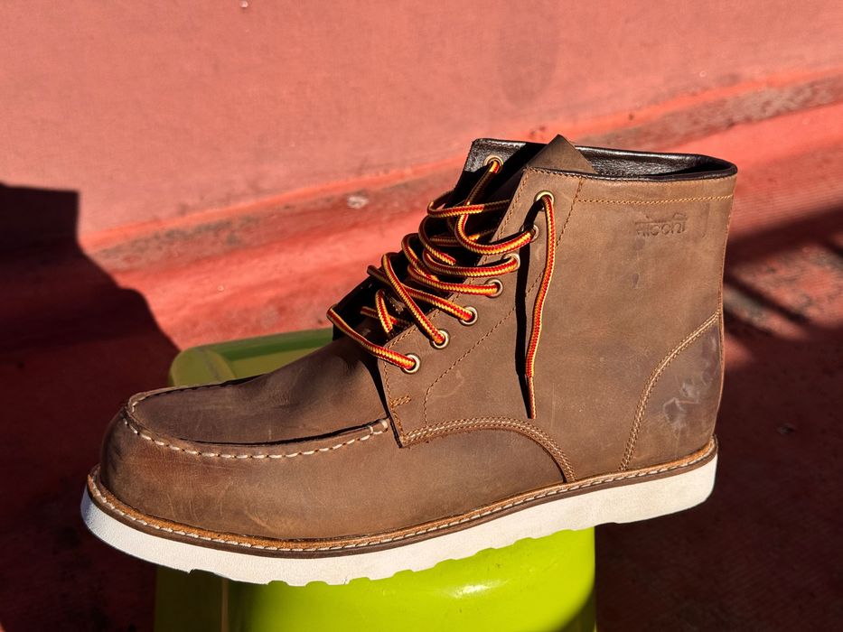 Lightest leather boots