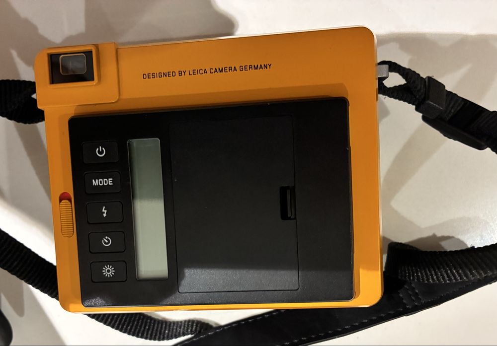 Leica Sofort como nova