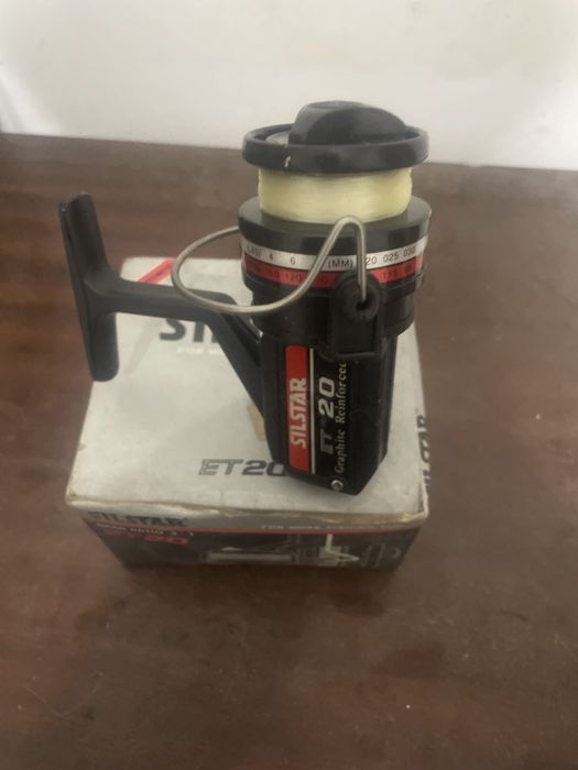 Carreto de pesca marca silstar modelo ET-20
