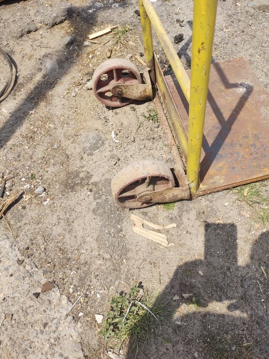 Тачки и колеса для тачек