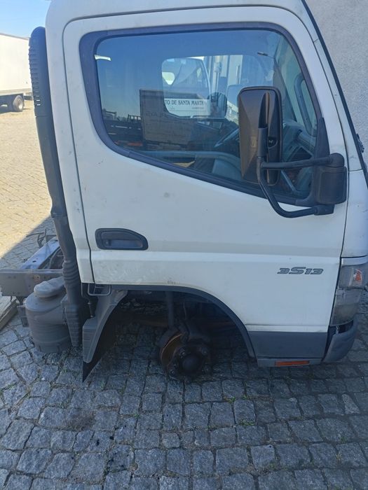 Cabine Mitsubishi Canter/fuso