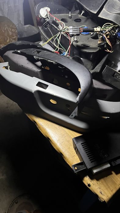 Елементи салону бмв е39