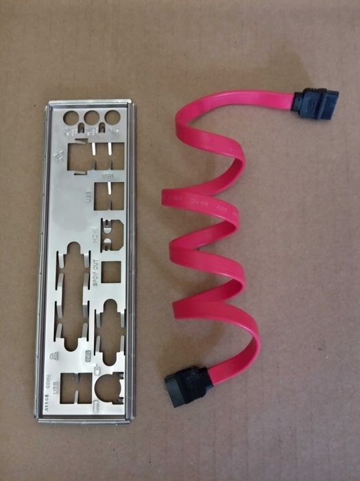 Мат. плата + процессор + ОЗУ = 3000 грн