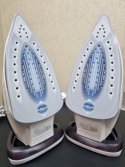 Праска tefal FV 5716 сток 2400 Вт. Durilium Airglide підошва, паровий