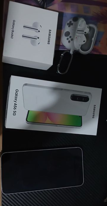 Samsung A56 5g 258gbs/8gb e samsung buds 3 como novos troco por iphone