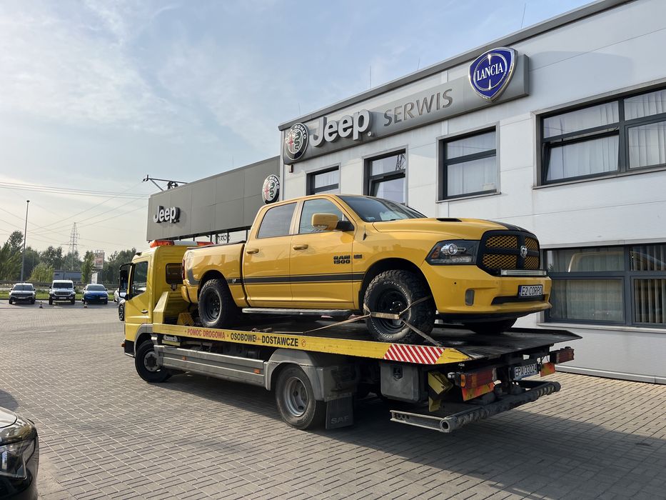 Pomoc drogowa Pabianice laweta s8 s14 holowanie do 14 ton Pomocnik