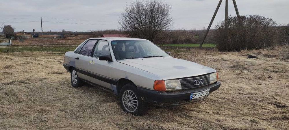 Продається Ауді 100