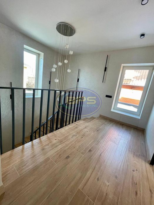 Новий сучасний будинок біля моря. Без %