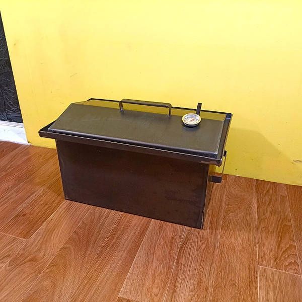 Коптильня горячего копчения с термометром