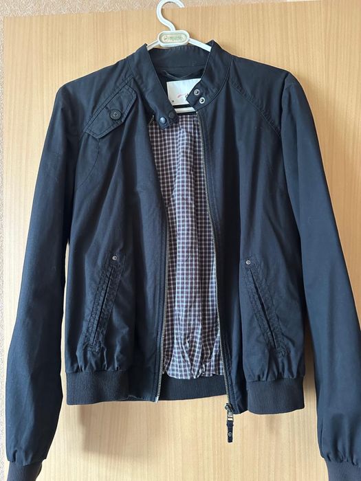 Куртка вітровка жіноча 44 р.