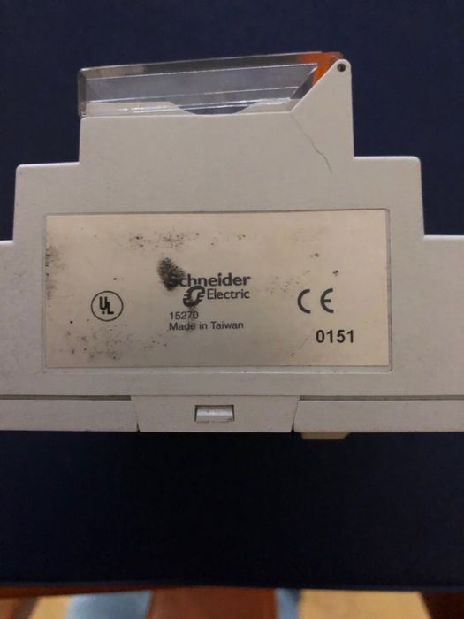 Merlin Gerin 4-Channel Multifunction Timer Relay64586204637186124