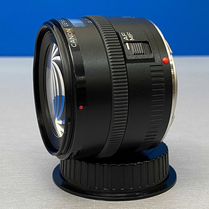 Canon EF 24mm f/2.8