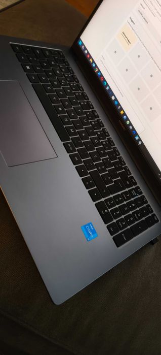 Huawei d16 execelente estado e bem conservado i5 16RAM (2023)